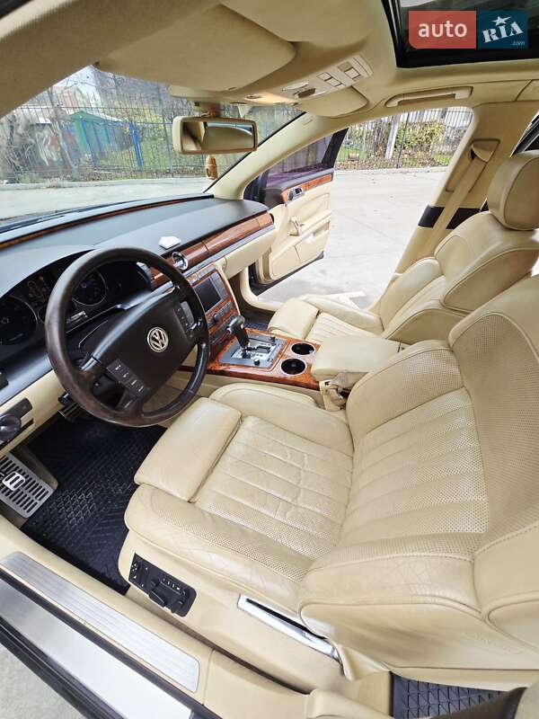 Седан Volkswagen Phaeton 2005 в Одесі