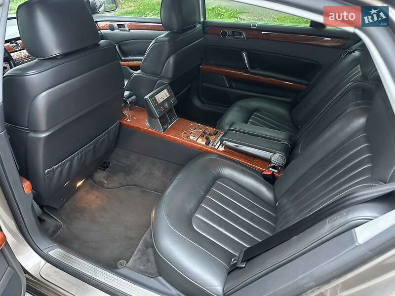 Седан Volkswagen Phaeton 2006 в Києві фото 24 Седан Volkswagen Phaeton 2006 в Києві