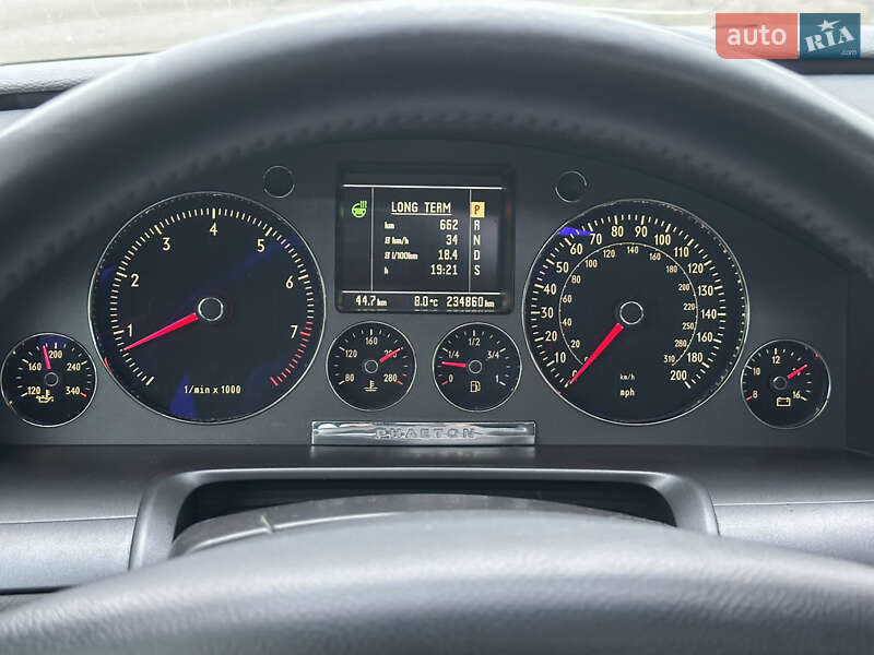 Седан Volkswagen Phaeton 2006 в Києві фото 32 Седан Volkswagen Phaeton 2006 в Києві