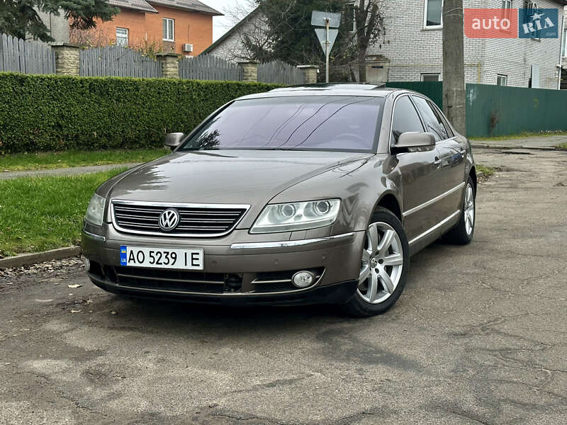 Седан Volkswagen Phaeton 2006 в Києві фото Седан Volkswagen Phaeton 2006 в Києві