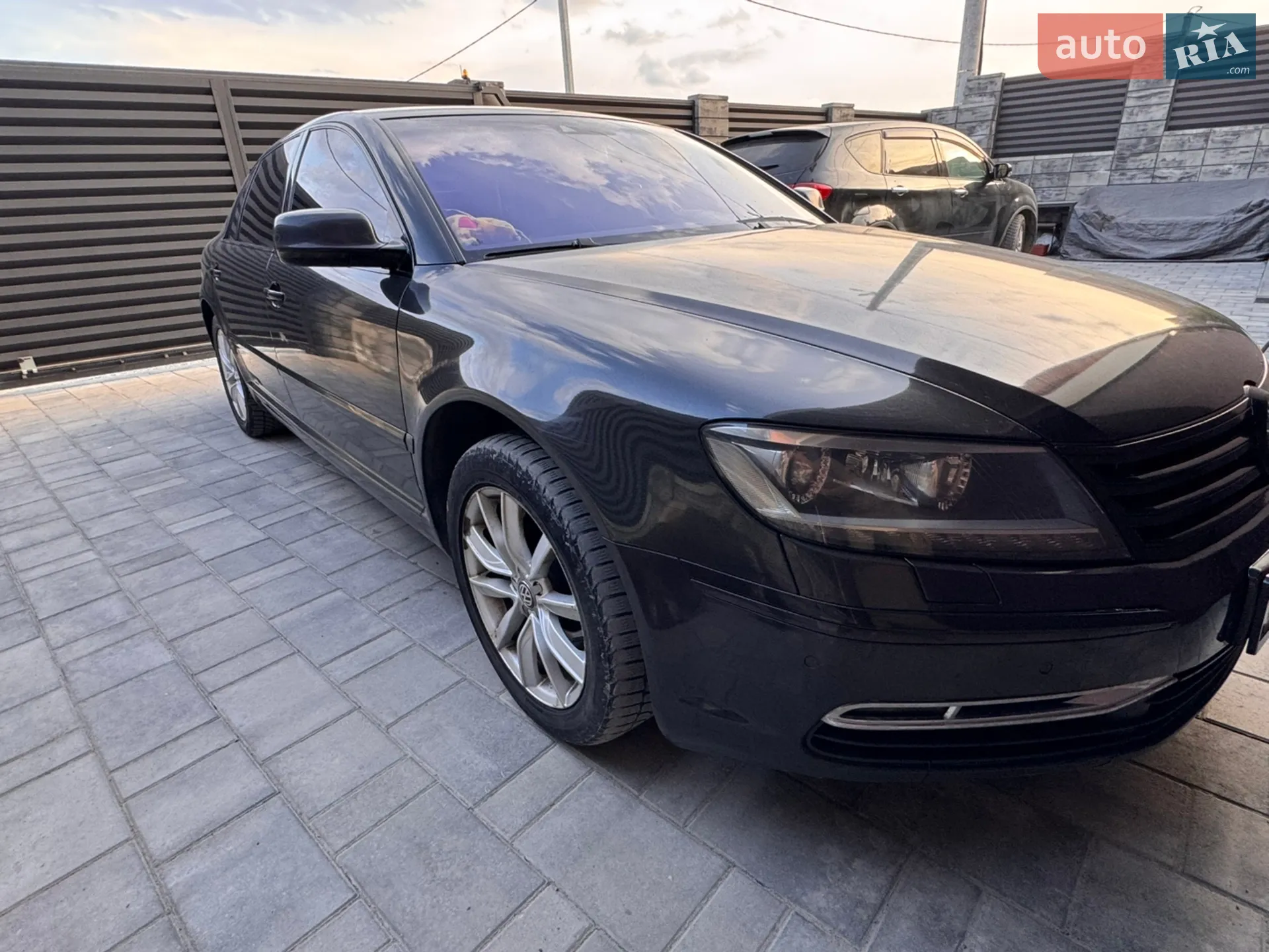 2010 Volkswagen Phaeton - мініатюра 13