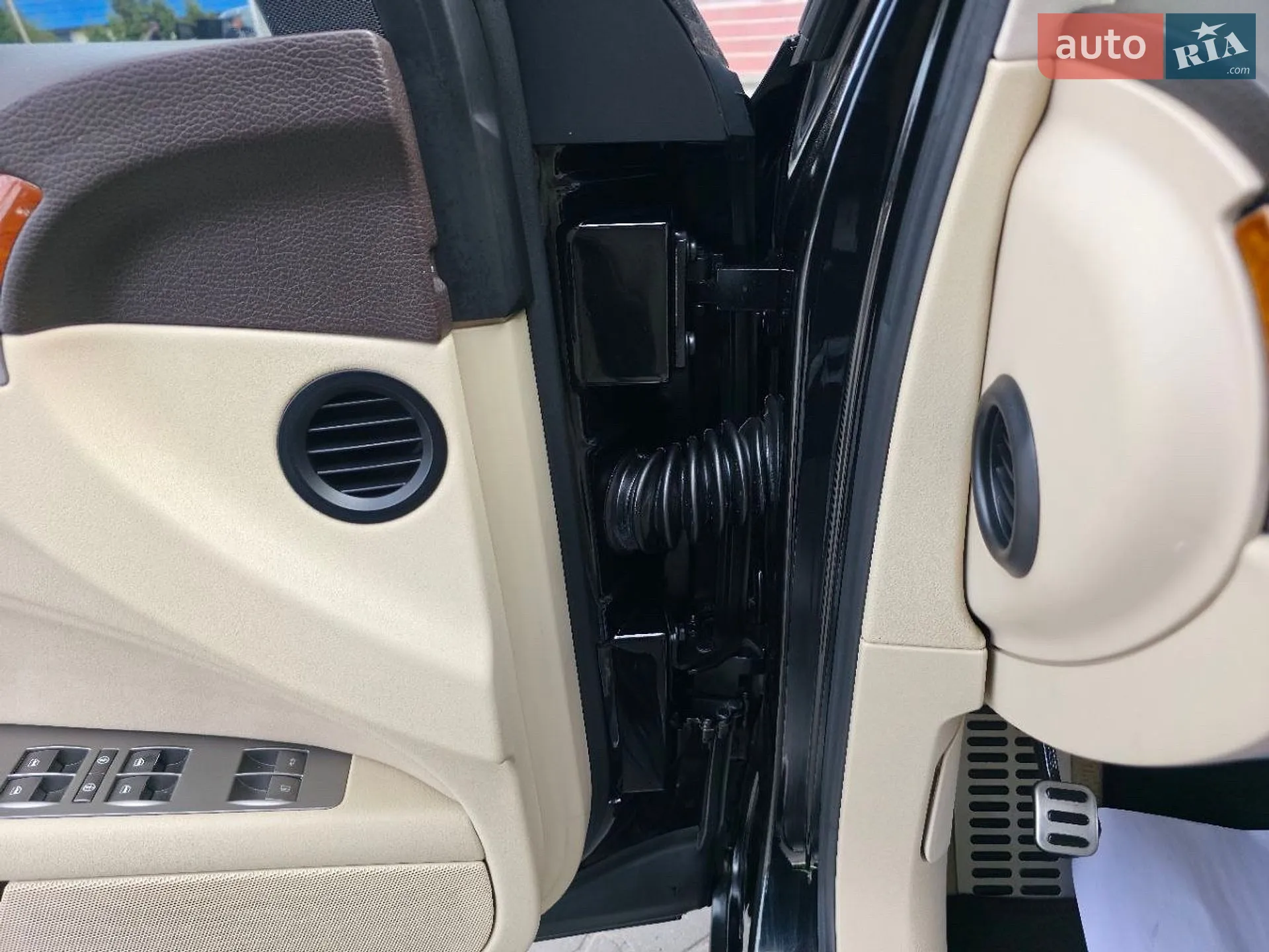 2010 Volkswagen Phaeton - мініатюра 30