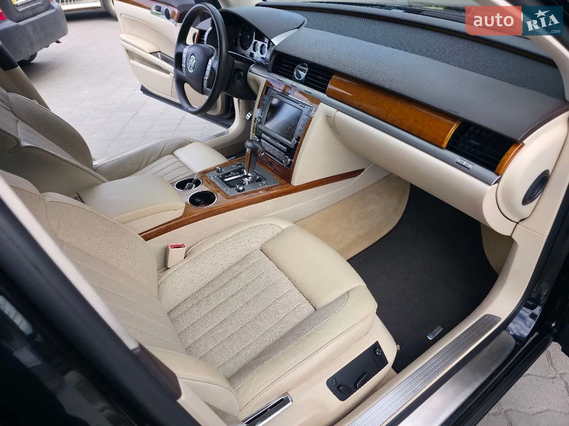 2010 Volkswagen Phaeton - мініатюра 50
