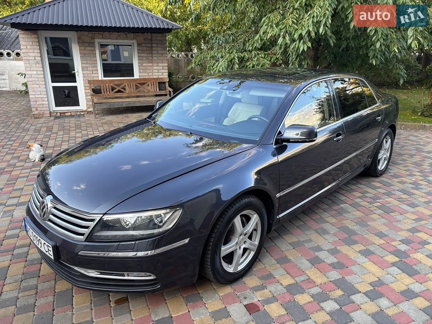 2012 Volkswagen Phaeton - мініатюра 2