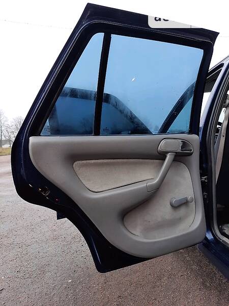 Хэтчбек Volkswagen Pointer 2005 в Збараже