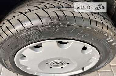 Хэтчбек Volkswagen Pointer 2006 в 