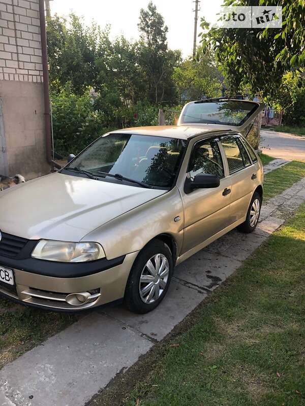 Хэтчбек Volkswagen Pointer 2006 в Звягеле