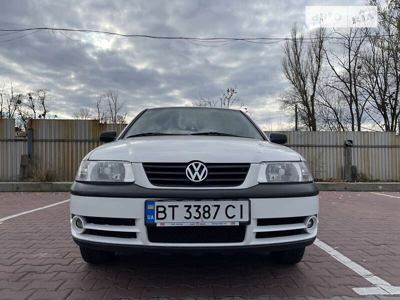 Хэтчбек Volkswagen Pointer 2004 в Виннице