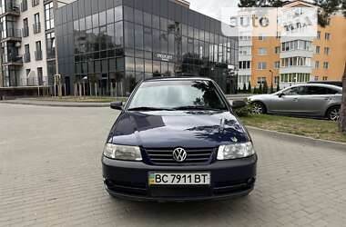 Хетчбек Volkswagen Pointer 2005 в Новояворівську