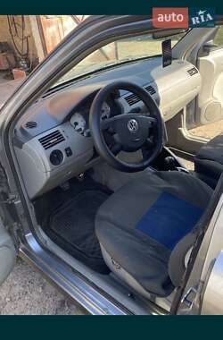 Хэтчбек Volkswagen Pointer 2005 в Городище