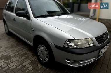 Хэтчбек Volkswagen Pointer 2004 в 