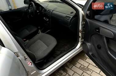 Хэтчбек Volkswagen Pointer 2004 в Харькове