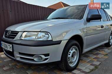 Хэтчбек Volkswagen Pointer 2004 в Обухове