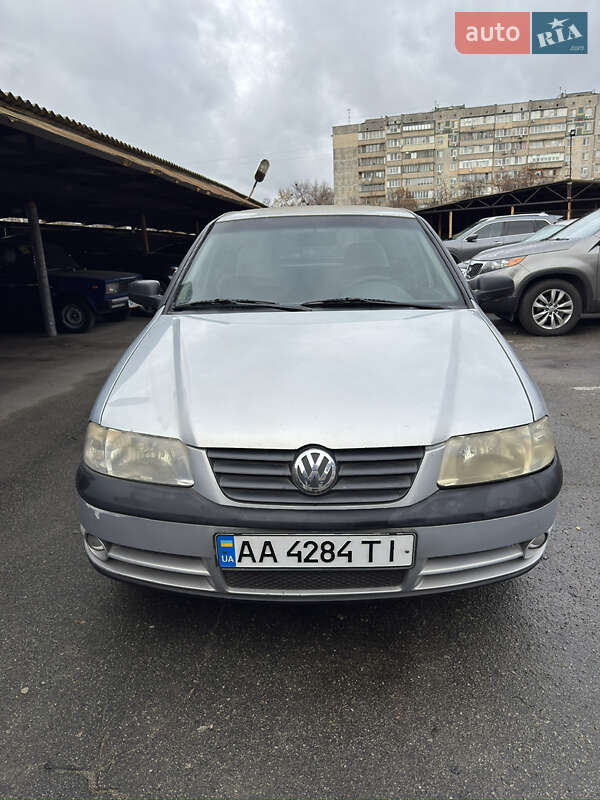 Volkswagen Pointer 2005