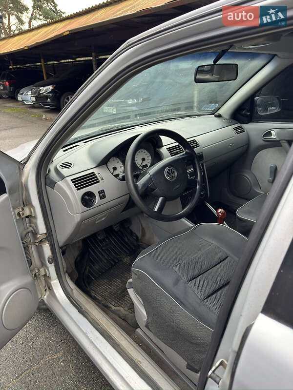 Хетчбек Volkswagen Pointer 2005 в Києві