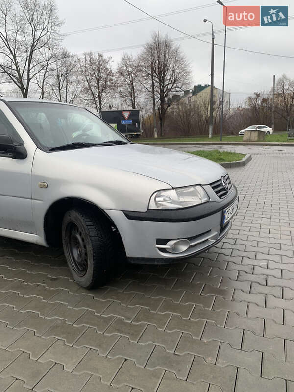 Хэтчбек Volkswagen Pointer 2006 в Черновцах
