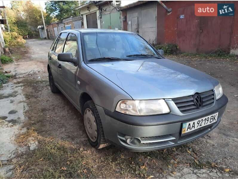 Хэтчбек Volkswagen Pointer 2005 в Киеве
