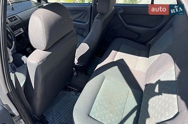 Хетчбек Volkswagen Pointer 2005 в Дніпрі