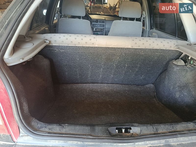 Хэтчбек Volkswagen Pointer 2006 в Черновцах