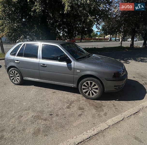 Хетчбек Volkswagen Pointer 2006 в Полтаві