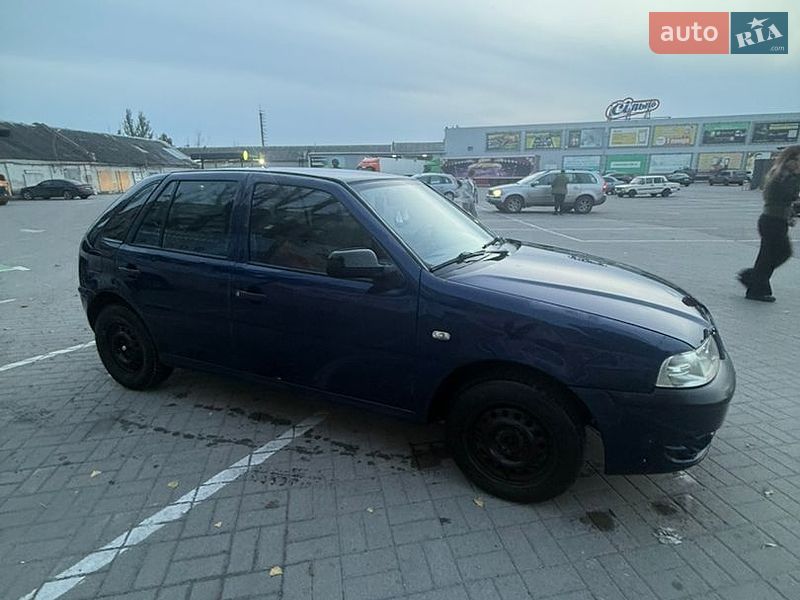 Хетчбек Volkswagen Pointer 2006 в Павлограді