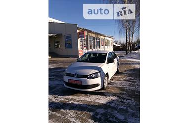 Седан Volkswagen Polo 2012 в Чернигове