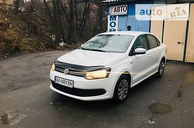 Седан Volkswagen Polo 2013 в Києві