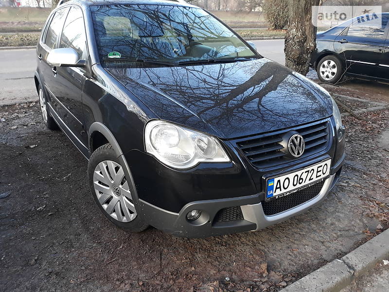 Хэтчбек Volkswagen Polo 2008 в Ужгороде