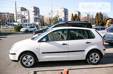 Хетчбек Volkswagen Polo 2003 в 