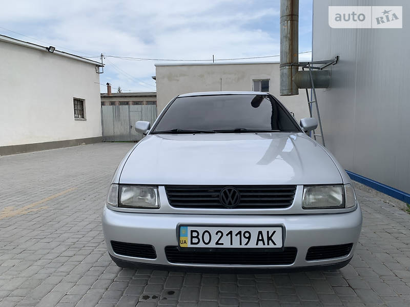 Седан Volkswagen Polo 2000 в Тернополі