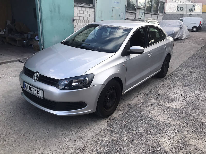 Седан Volkswagen Polo 2011 в 