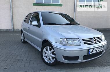 Хетчбек Volkswagen Polo 2001 в 