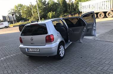 Хетчбек Volkswagen Polo 2001 в 
