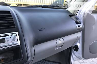 Хетчбек Volkswagen Polo 2001 в 
