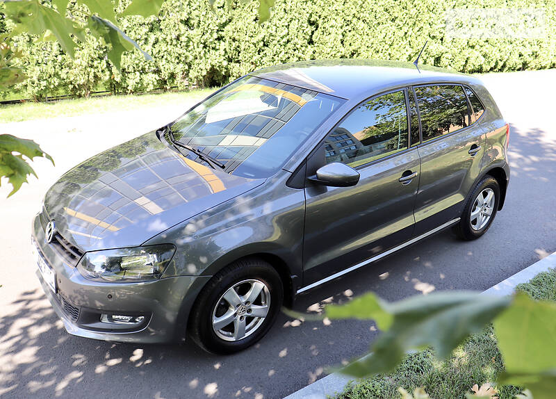 Хетчбек Volkswagen Polo 2012 в Дніпрі