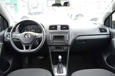 Седан Volkswagen Polo 2017 в Киеве