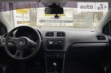 Седан Volkswagen Polo 2011 в 