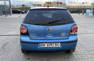 Хетчбек Volkswagen Polo 2006 в Києві
