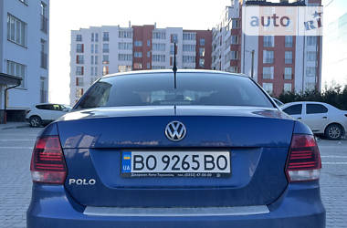 Седан Volkswagen Polo 2018 в Львові