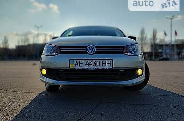 Седан Volkswagen Polo 2013 в Днепре