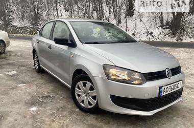 Седан Volkswagen Polo 2013 в Хусте