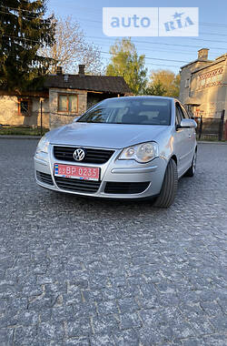 Хэтчбек Volkswagen Polo 2006 в Луцке