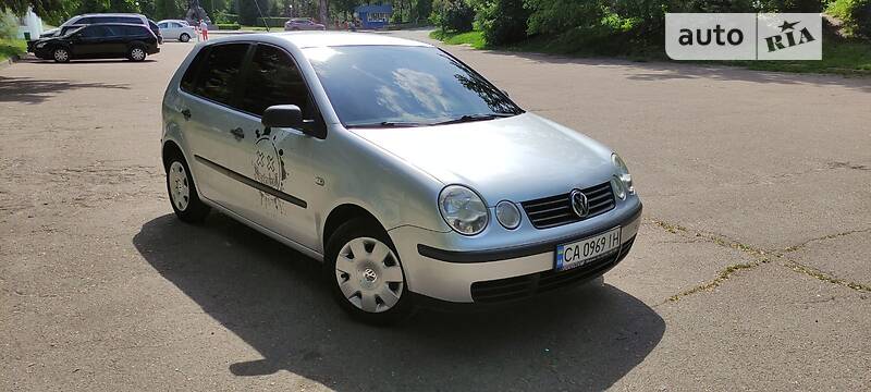 Хэтчбек Volkswagen Polo 2004 в Корсуне-Шевченковском