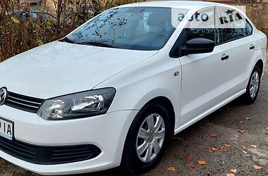 Седан Volkswagen Polo 2013 в Києві