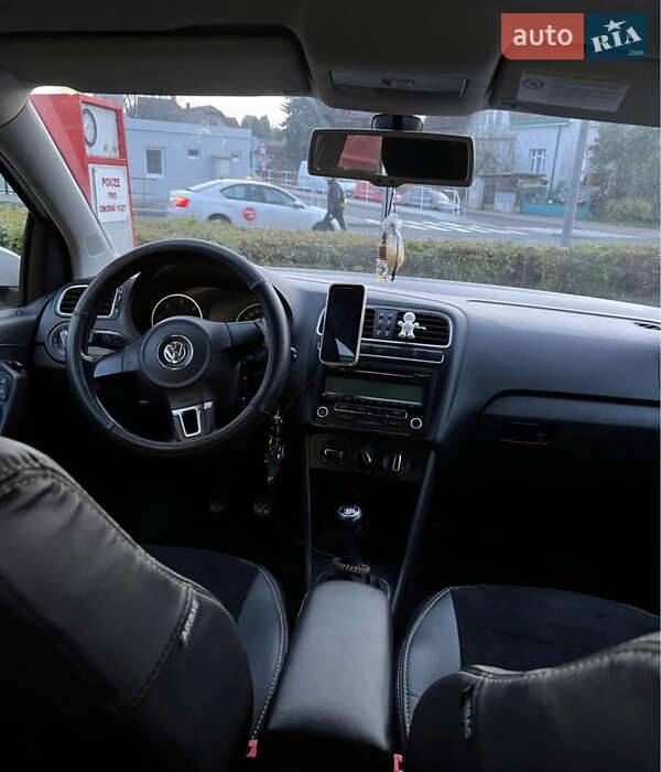 Хэтчбек Volkswagen Polo 2010 в Ужгороде фото 3 Хэтчбек Volkswagen Polo 2010 в Ужгороде