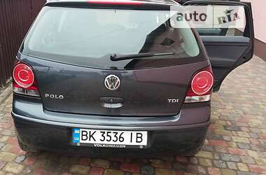 Хэтчбек Volkswagen Polo 2005 в Ровно