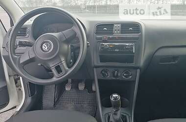 Седан Volkswagen Polo 2013 в Днепре