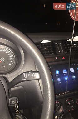 Седан Volkswagen Polo 2012 в Горішніх Плавнях