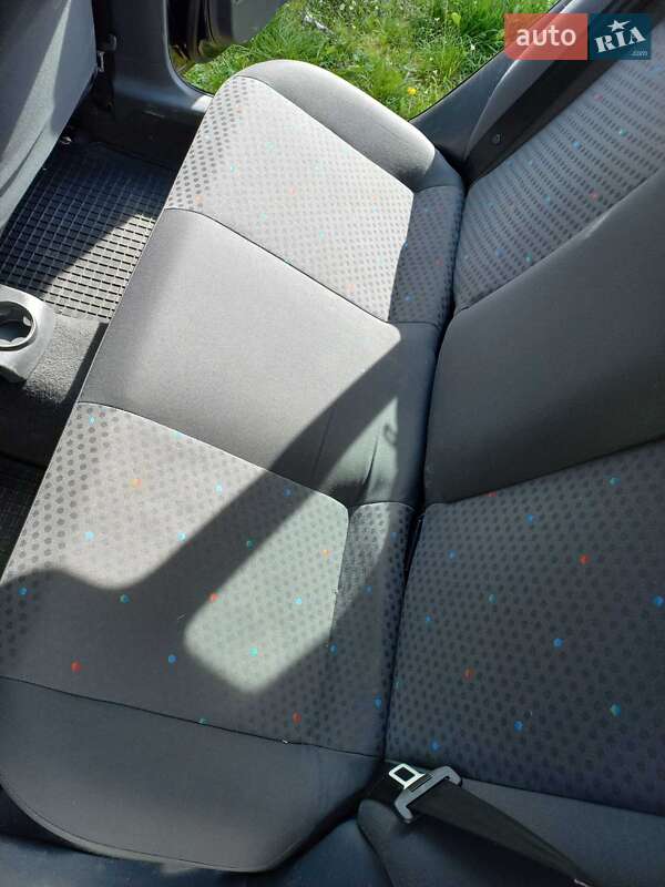 Хэтчбек Volkswagen Polo 2004 в Коломые