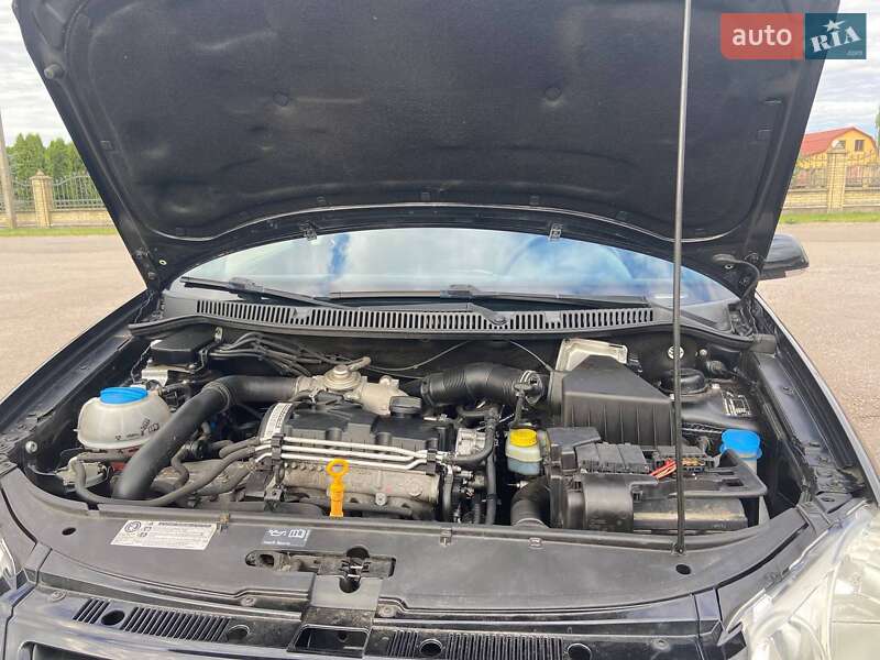 Хэтчбек Volkswagen Polo 2009 в Костополе
